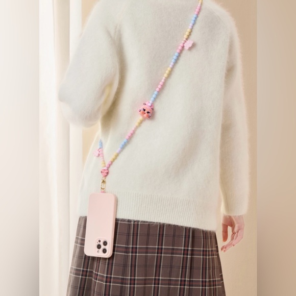 CRYBABY Crying For Love Series-Phone Charm
Blind Box- You’re Purr-Fect - Picture 3 of 3